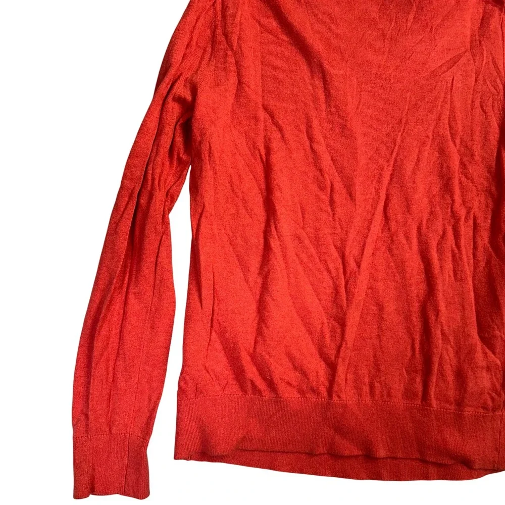 Banana Republic classic neck